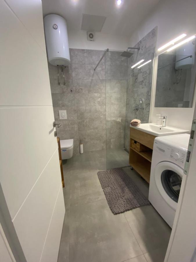 Apartmani Niks Макарска Экстерьер фото