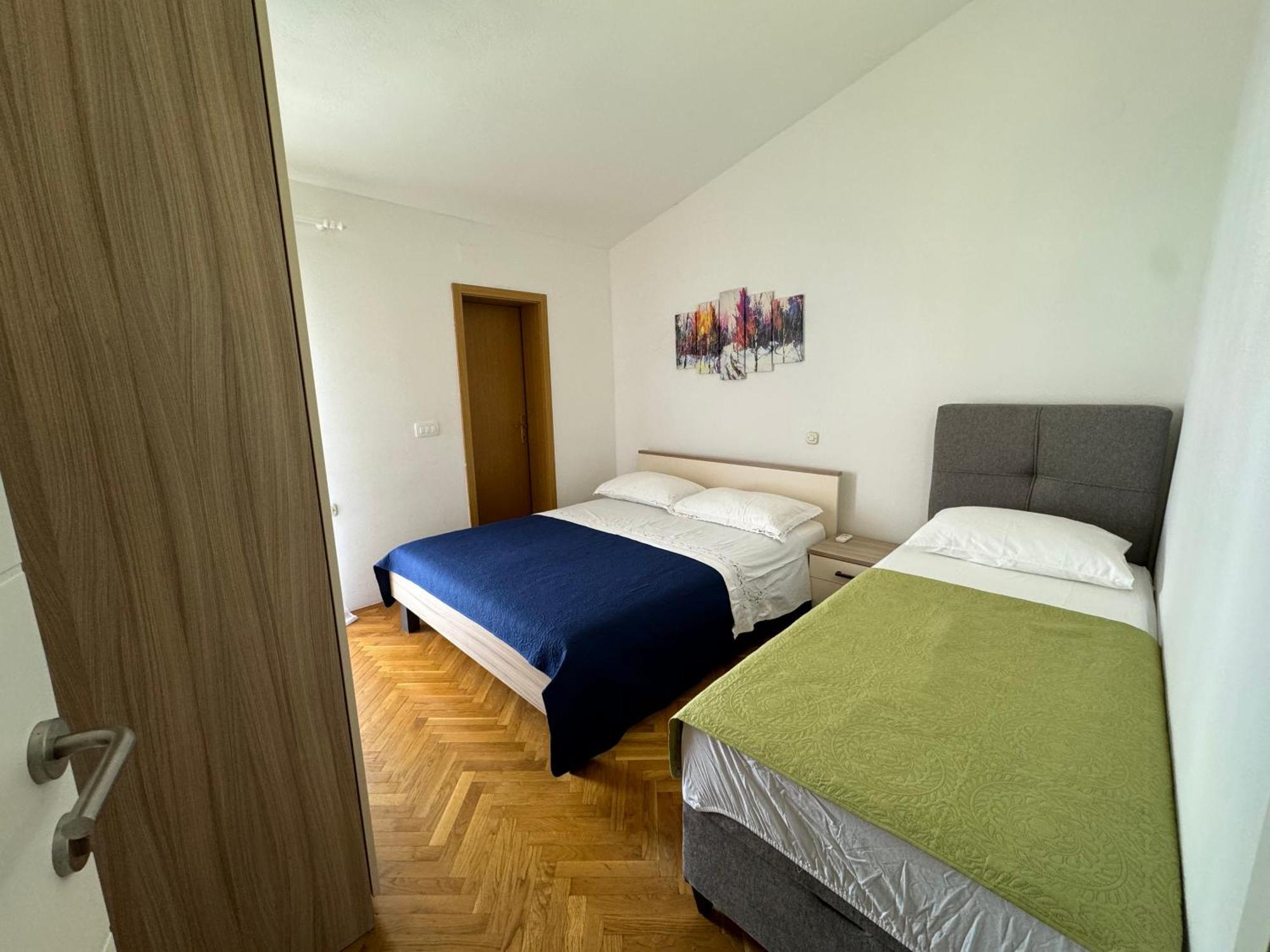 Apartmani Niks Макарска Экстерьер фото